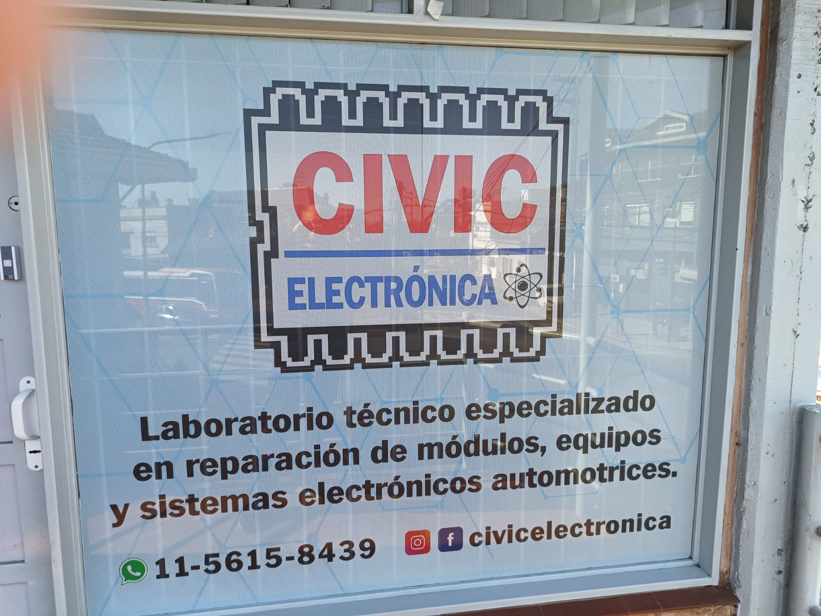 Vinilo microperforado